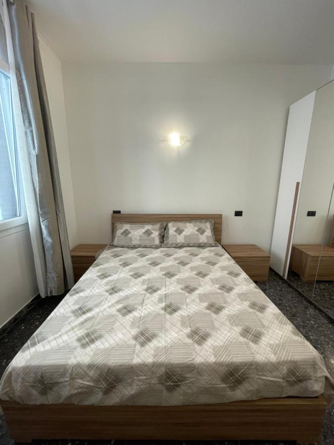 Due Passi Dal Mare Hotel Savona Buitenkant foto